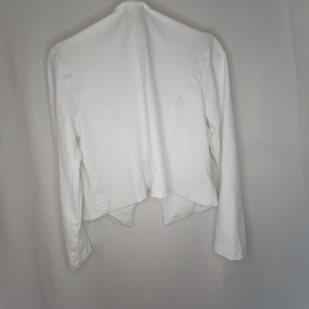 Blazer - Picture 2 of 3